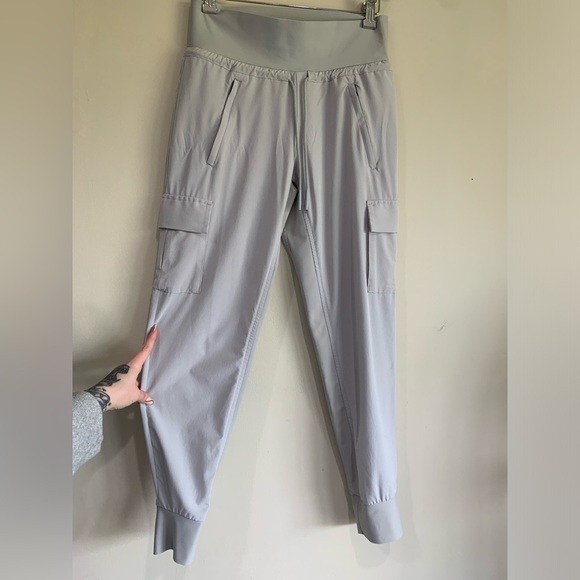 Athleta sutton jogger in stone - Picture 3 of 9